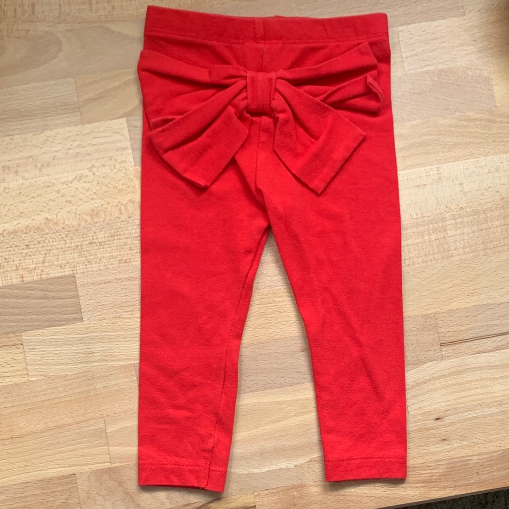 Beautiful Red Bow Bottom Cat & Jack 12M Leggings NWOT